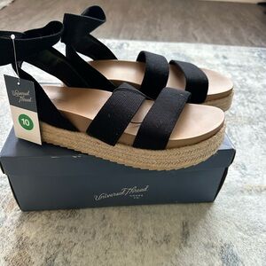 Universal Thread Black Women's Sandals